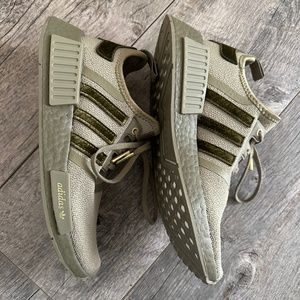 Adidas NMD R1 Orbit Green